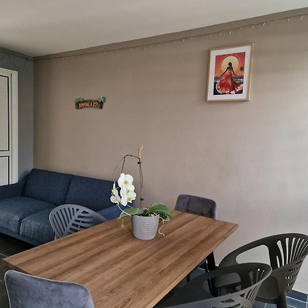 Dodo La Fami Apartment Sainte-Suzanne Luaran gambar